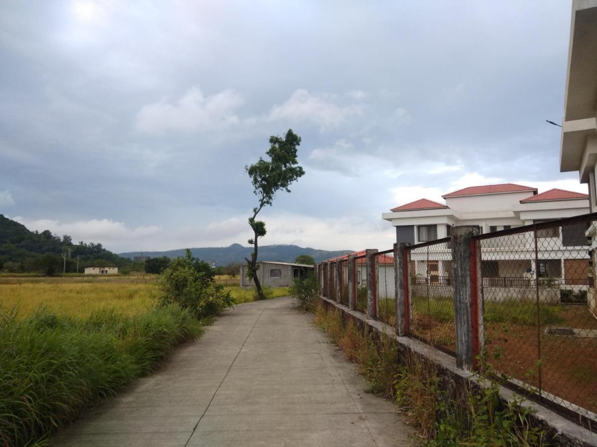 Parishreya Holiday Home Lonavala Dış mekan fotoğraf